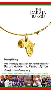 Daraja Bangle in Solid Gold / Africa charm