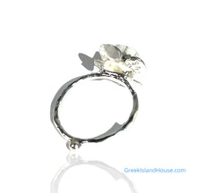 Flower Power Daisy Ring